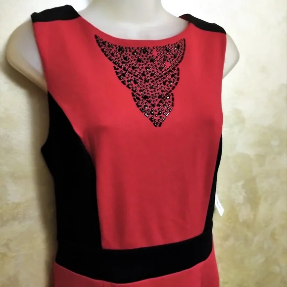 Elegant Nicole Miller Dress NWT M - Picture 2 of 7